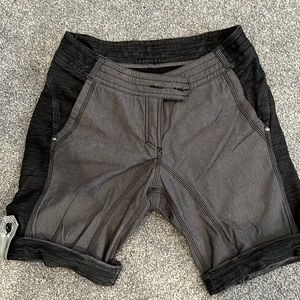 Lululemon walking athletic shorts